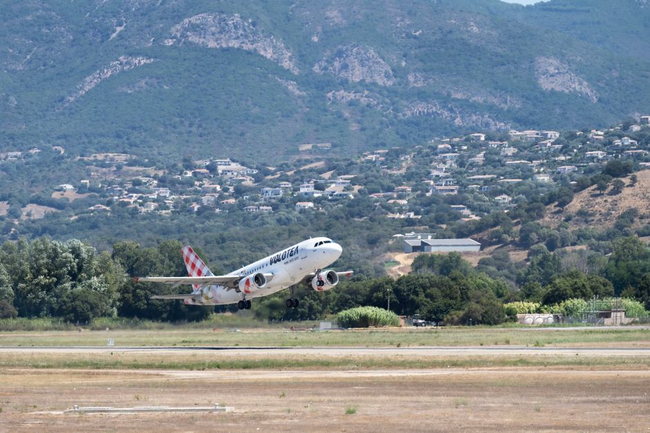 Surviving Summer Airport Queues With a 3-Step Plan Surviving Summer Airport Queues With a 3-Step Plan